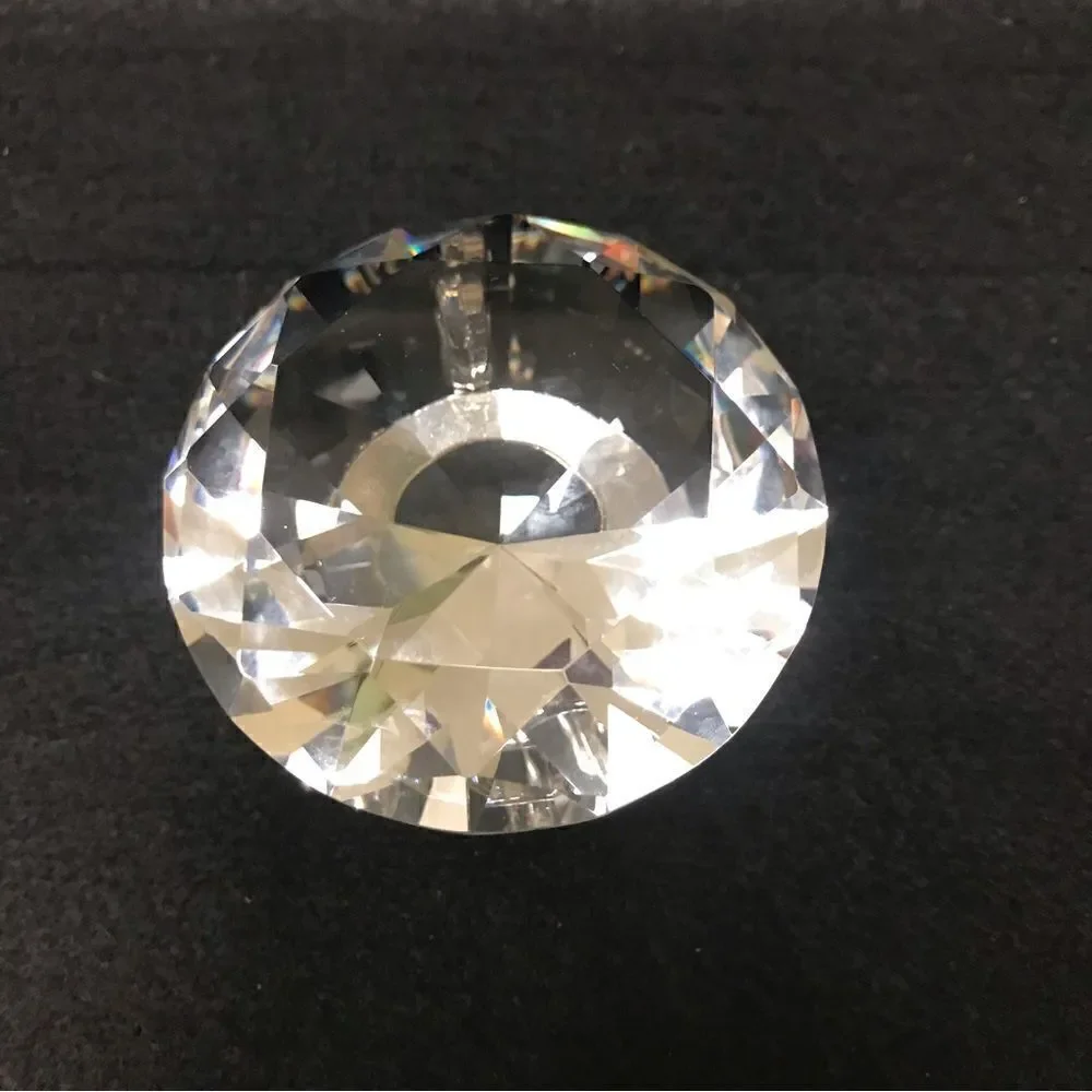 TITISKIN skin crystal faux diamond paperweight with stand 100mm‎